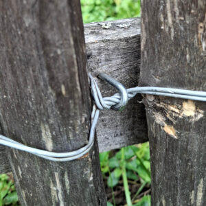 Crampillons : fixation ganivelles et clôtures en bois